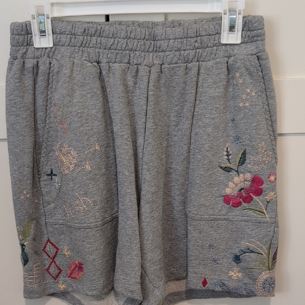 Johnny Was Gray Embroidered Athletic Shorts